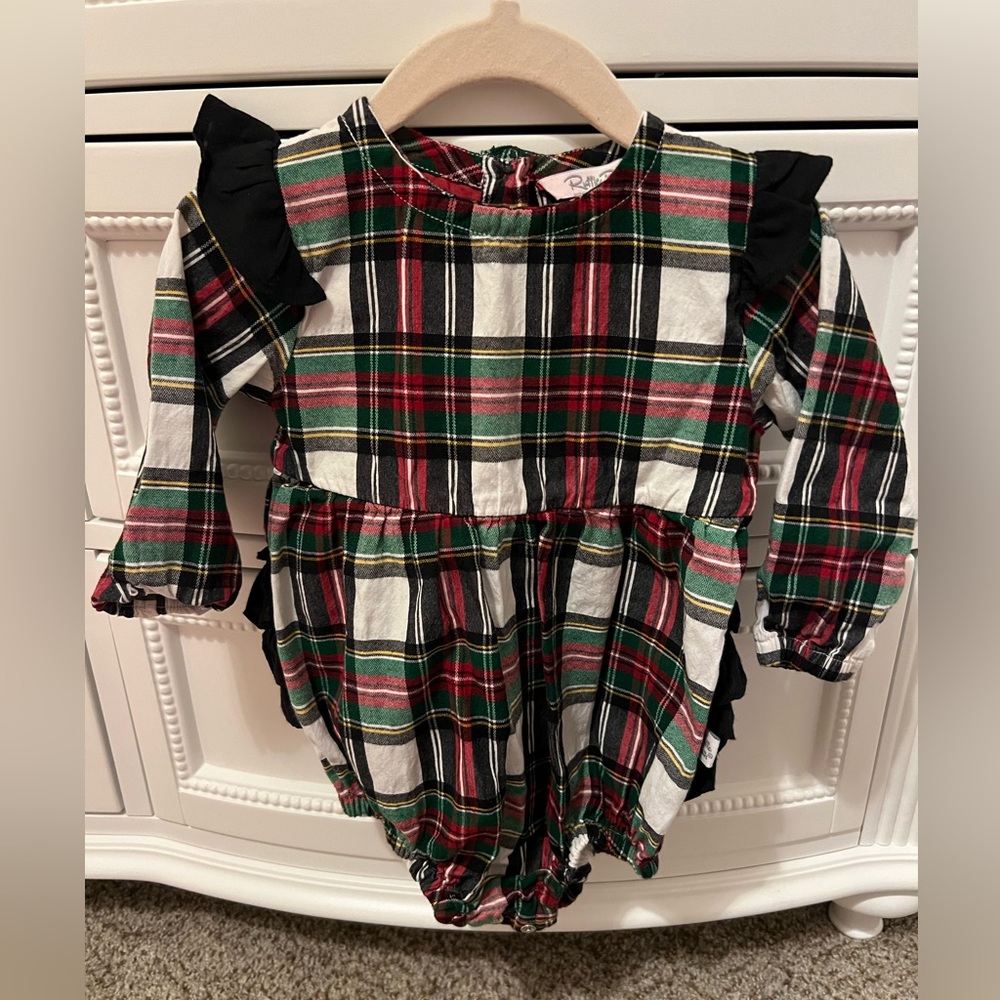 Ruffle butts plaid bubble romper 12-18M